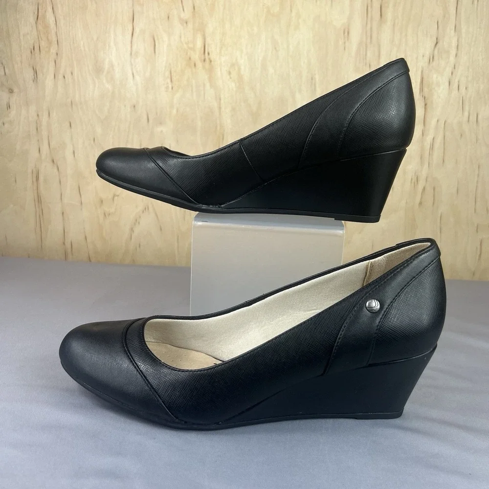 LifeStride System Women's Groovy Wedge Pumps Size 11W Black Comfort Shoes Used